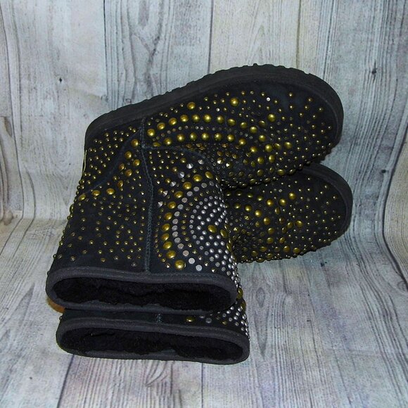 UGG X Jimmy Choo Mandah Black Suede/Studded/Sheepskin Boots Womens Size 7 - Picture 7 of 9